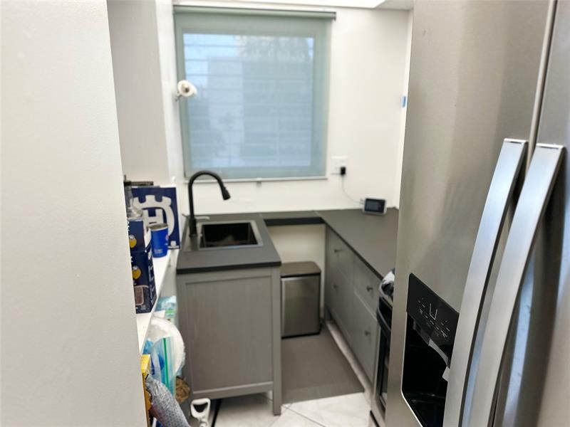 9 N Birch Road, Unit 403, Fort Lauderdale, FL 33304 Photo