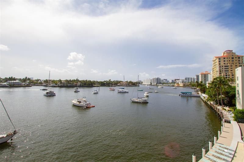 9 N Birch Road, Unit 403, Fort Lauderdale, FL 33304 Photo