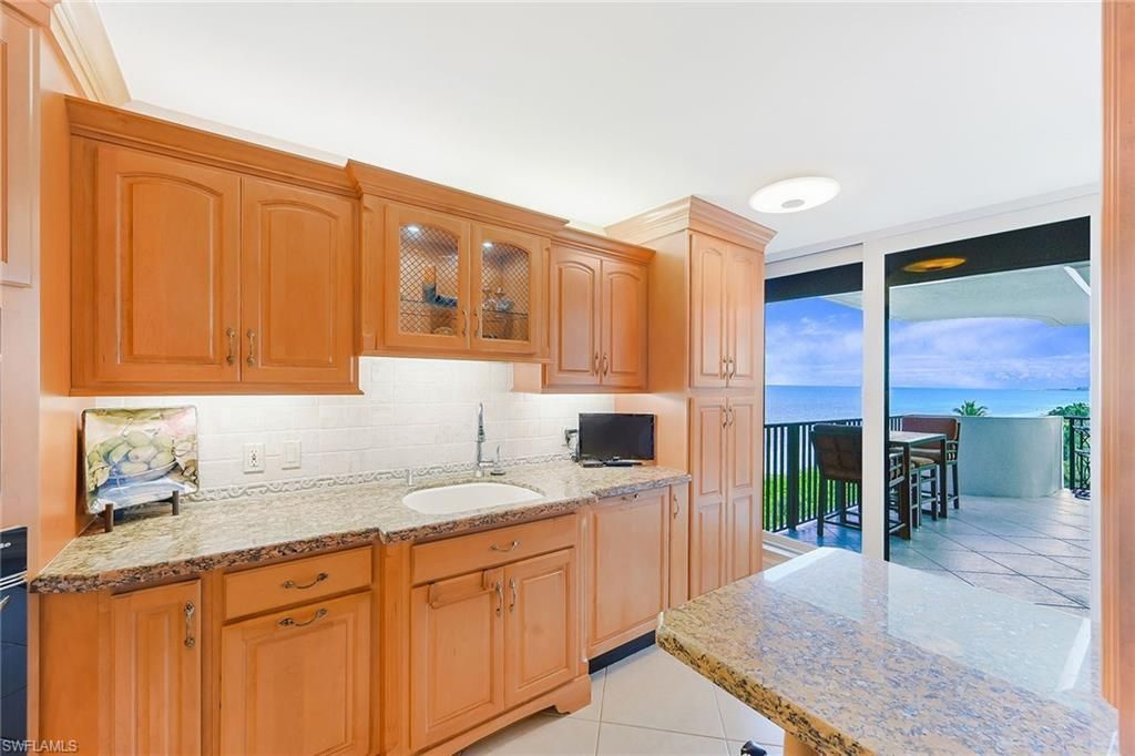4005 Gulf Shore Blvd N, Unit 607, Naples, FL 34103 Photo