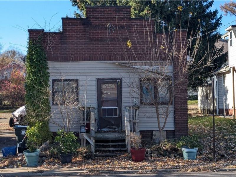 2227 6th Street SW, Akron, OH 44314 Photo 6