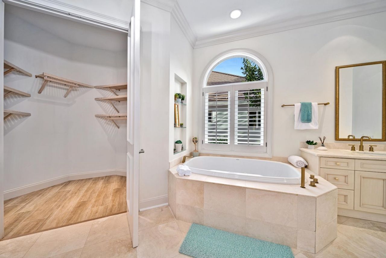 2402 Wulfert Road, Sanibel, FL 33957 Photo