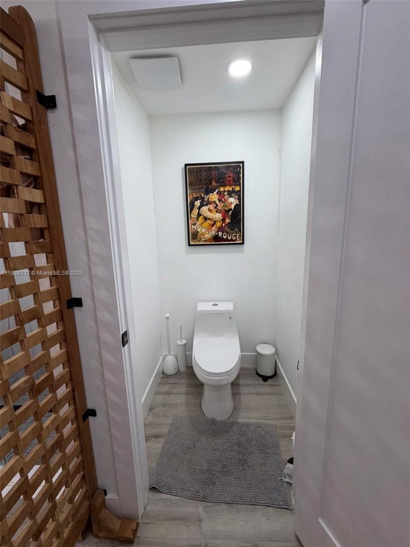 310 NE 12th Ave, Pompano Beach, FL 33060 Photo