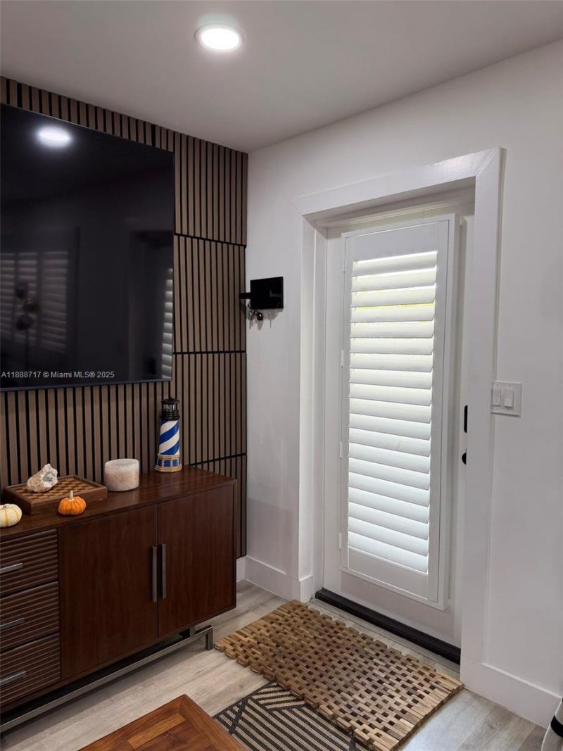 310 NE 12th Ave, Pompano Beach, FL 33060 Photo