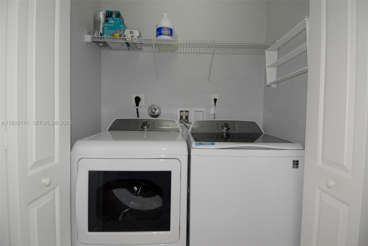 7636 Foxcroft Ln, Davie, FL 33328 Photo