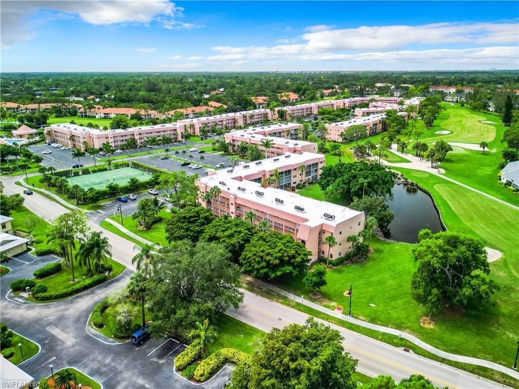 100 Forest Lakes Blvd, Unit 312, Naples, FL 34105 Photo