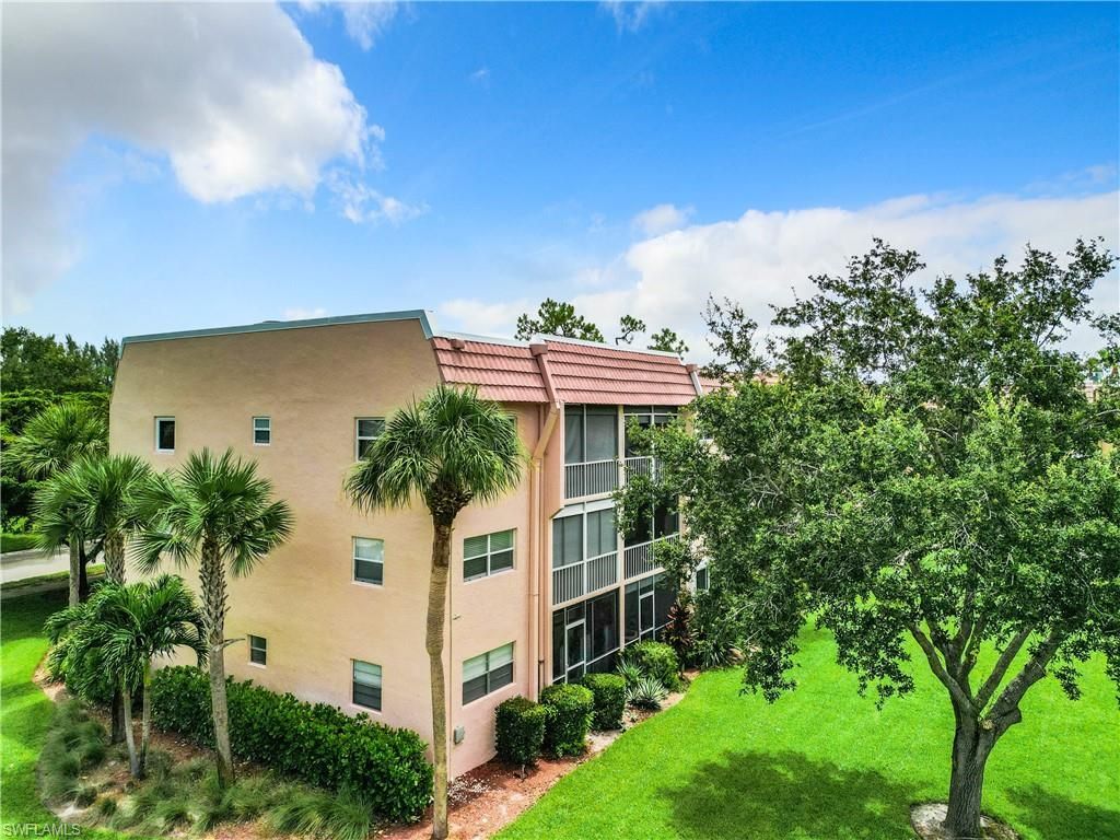 100 Forest Lakes Blvd, Unit 312, Naples, FL 34105 Photo