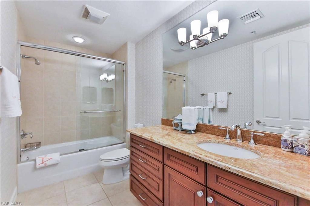 600 5th Ave S, Unit A-212, Naples, FL 34102 Photo