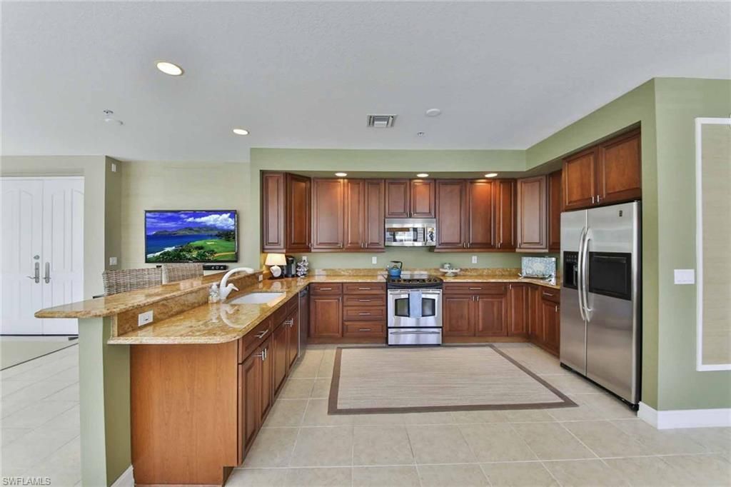 600 5th Ave S, Unit A-212, Naples, FL 34102 Photo