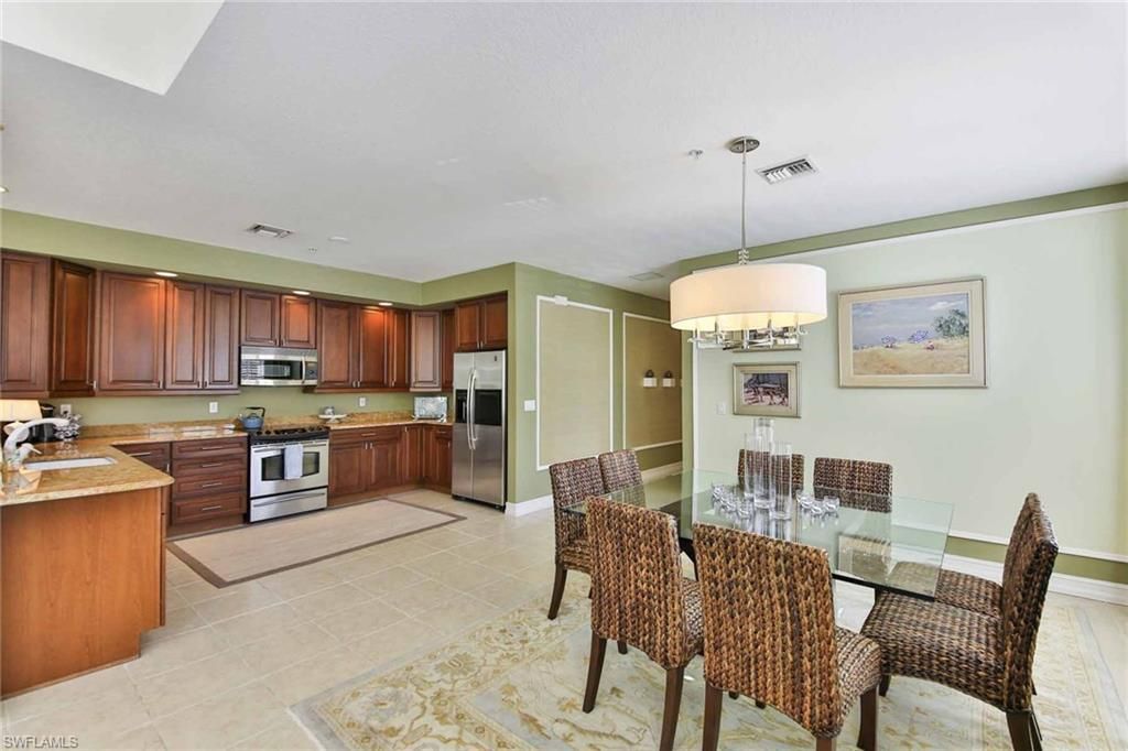 600 5th Ave S, Unit A-212, Naples, FL 34102 Photo