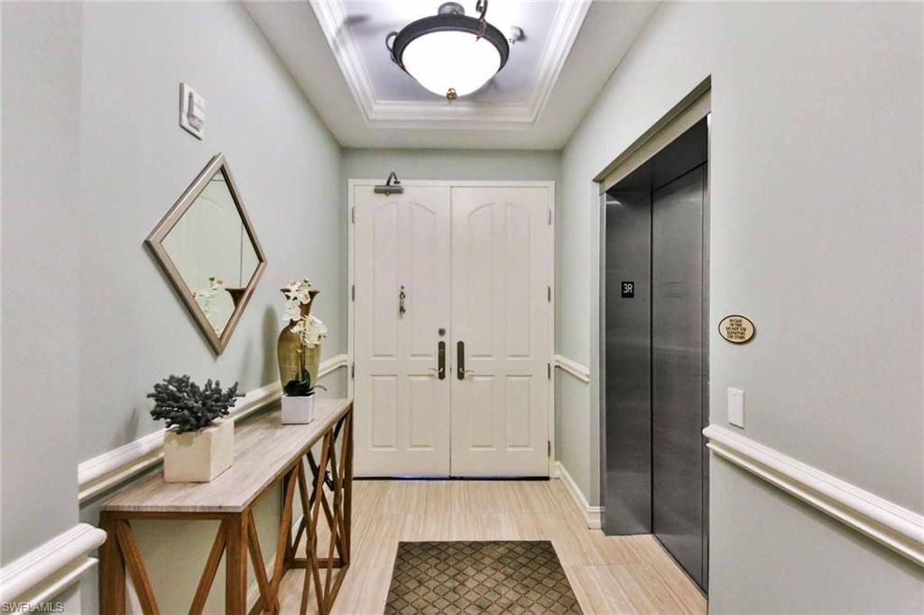600 5th Ave S, Unit A-212, Naples, FL 34102 Photo
