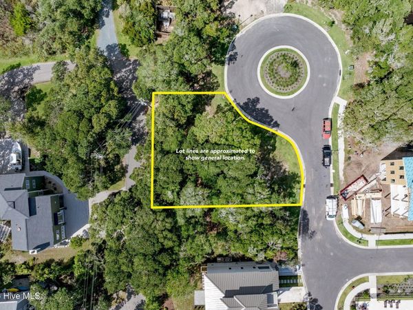 151 Auger Shell Court, Surf City, NC 28445