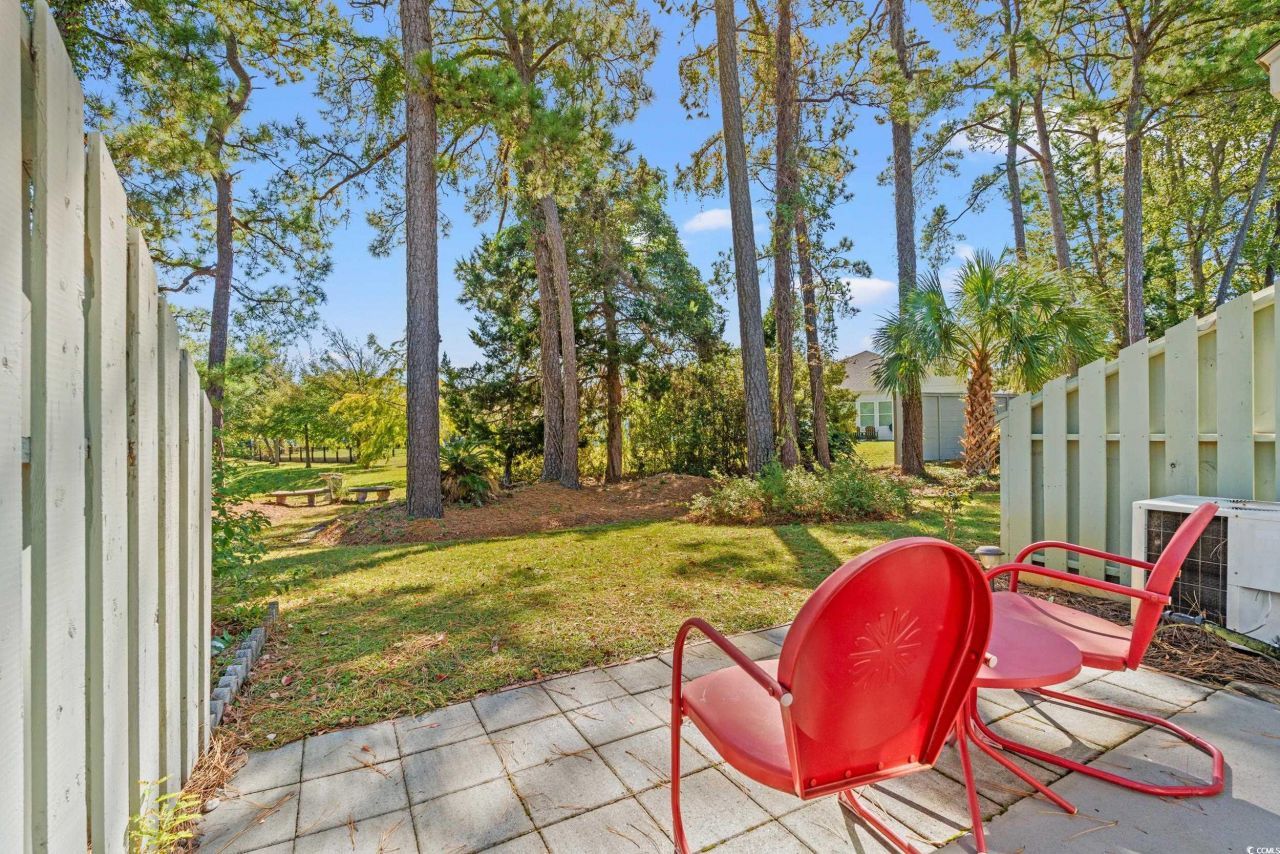 31 Shadow Moss Pl. Photo 20