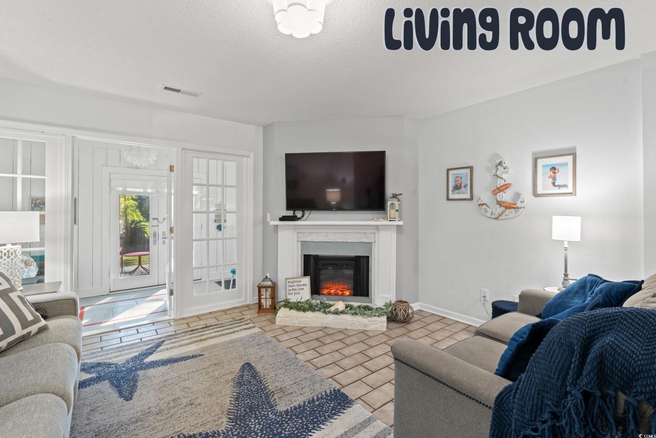 31 Shadow Moss Pl. Photo 4