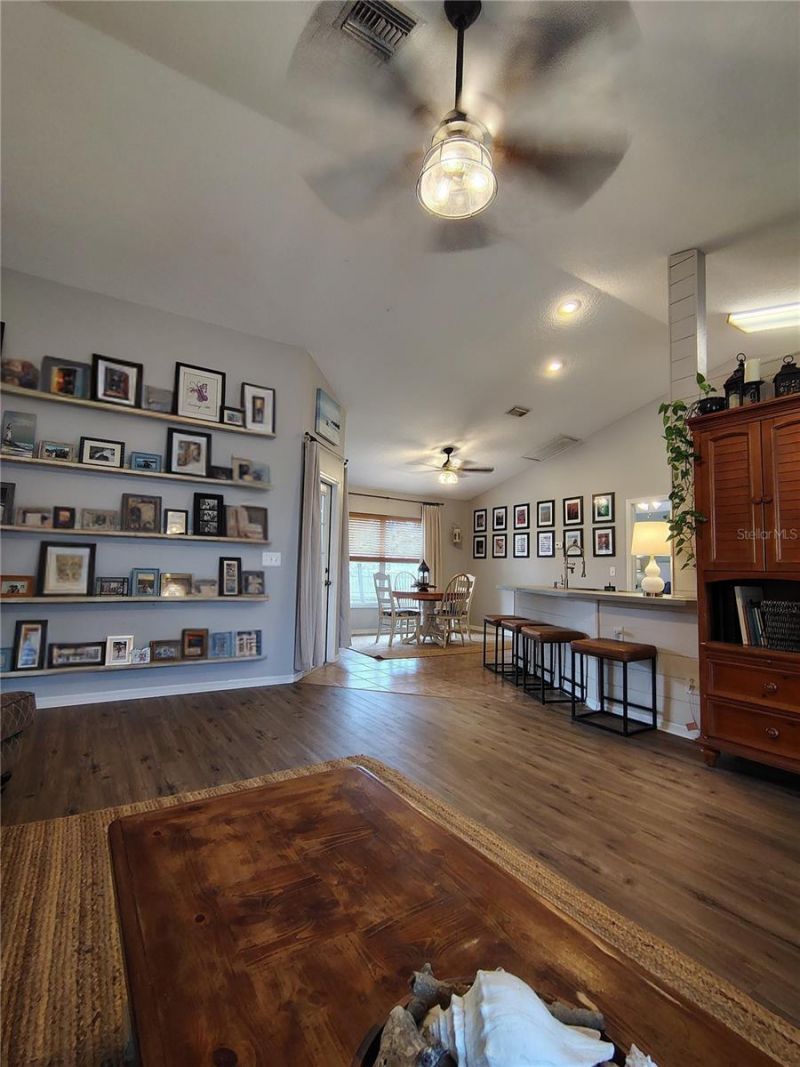 1022 Cr 463b, Lake Panasoffkee, FL 33538 Photo