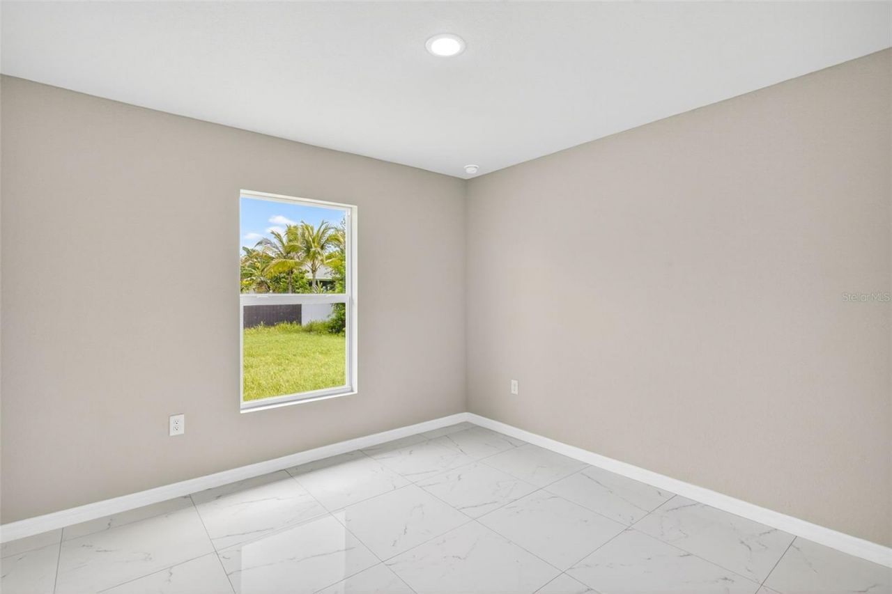 2804 64th Street W, Lehigh Acres, FL 33971 Photo
