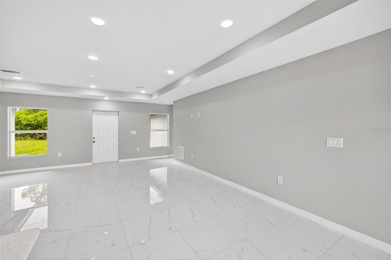 2804 64th Street W, Lehigh Acres, FL 33971 Photo