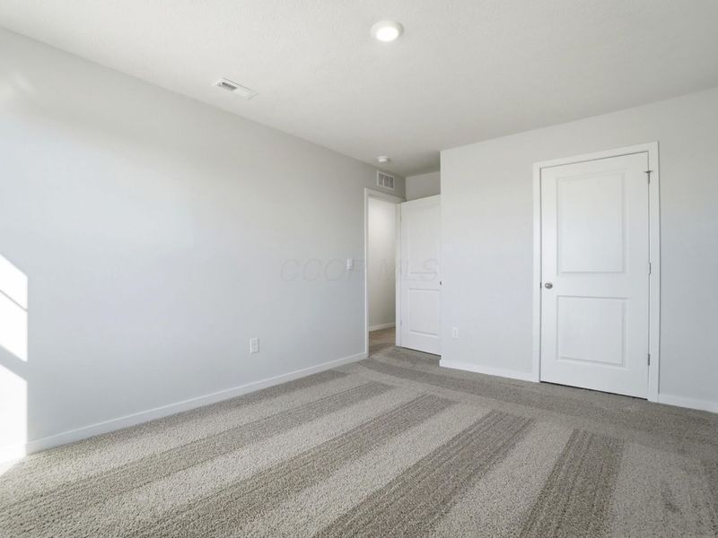 1099 Hartford Lane, London, OH 43140 Photo 33