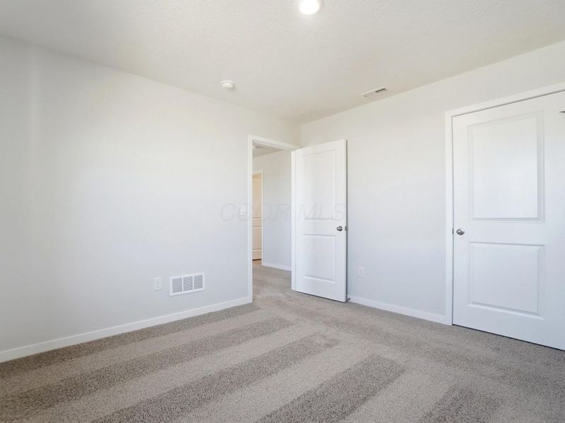 1099 Hartford Lane, London, OH 43140 Photo 39