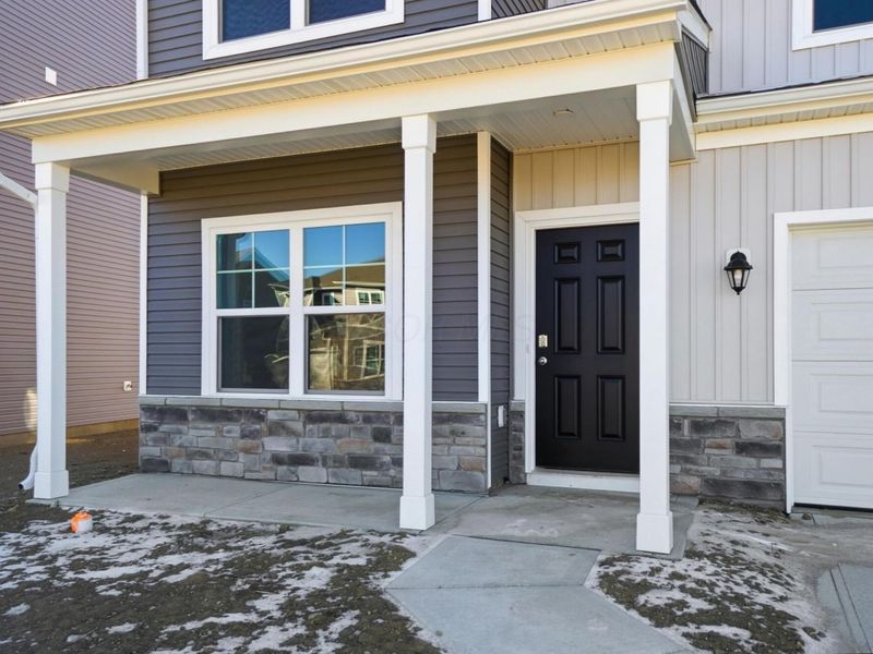 1099 Hartford Lane, London, OH 43140 Photo 4