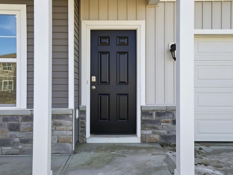 1099 Hartford Lane, London, OH 43140 Photo 5