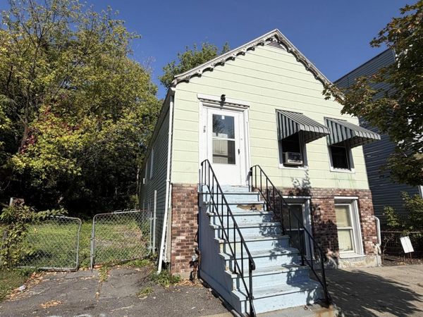 279 Livingston Avenue, Albany, NY 12210