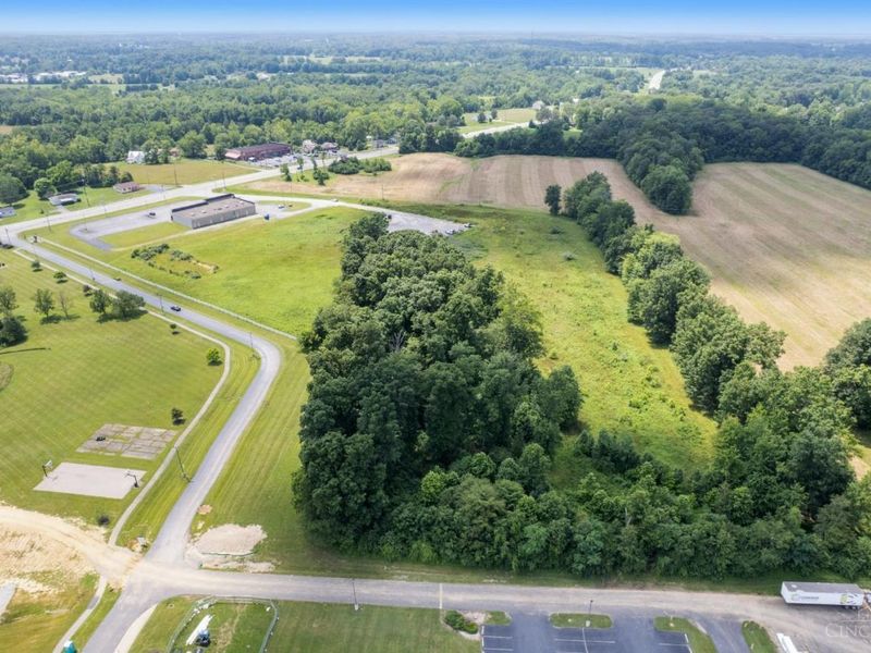 720 W Plane Street, Bethel, OH 45106 Photo 6