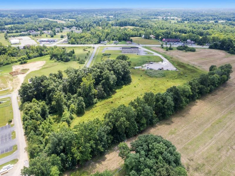 720 W Plane Street, Bethel, OH 45106 Photo 8