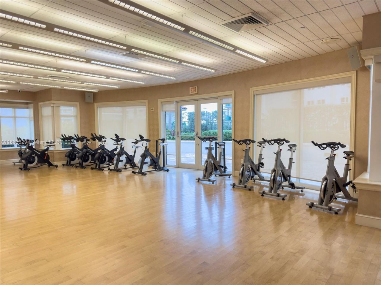 20000 E Country Club Dr, Unit PH01, Aventura, FL 33180 Photo