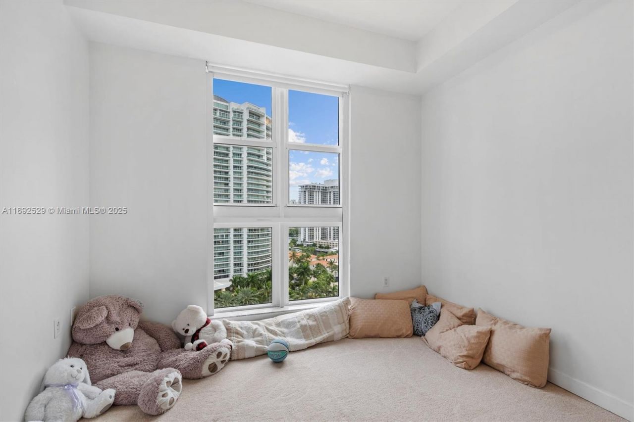 20000 E Country Club Dr, Unit PH01, Aventura, FL 33180 Photo