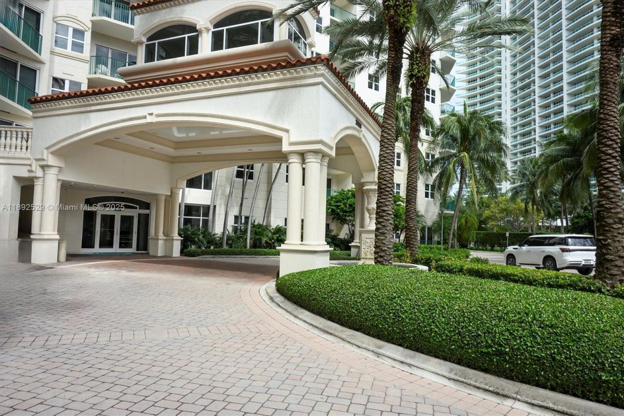 20000 E Country Club Dr, Unit PH01, Aventura, FL 33180 Photo