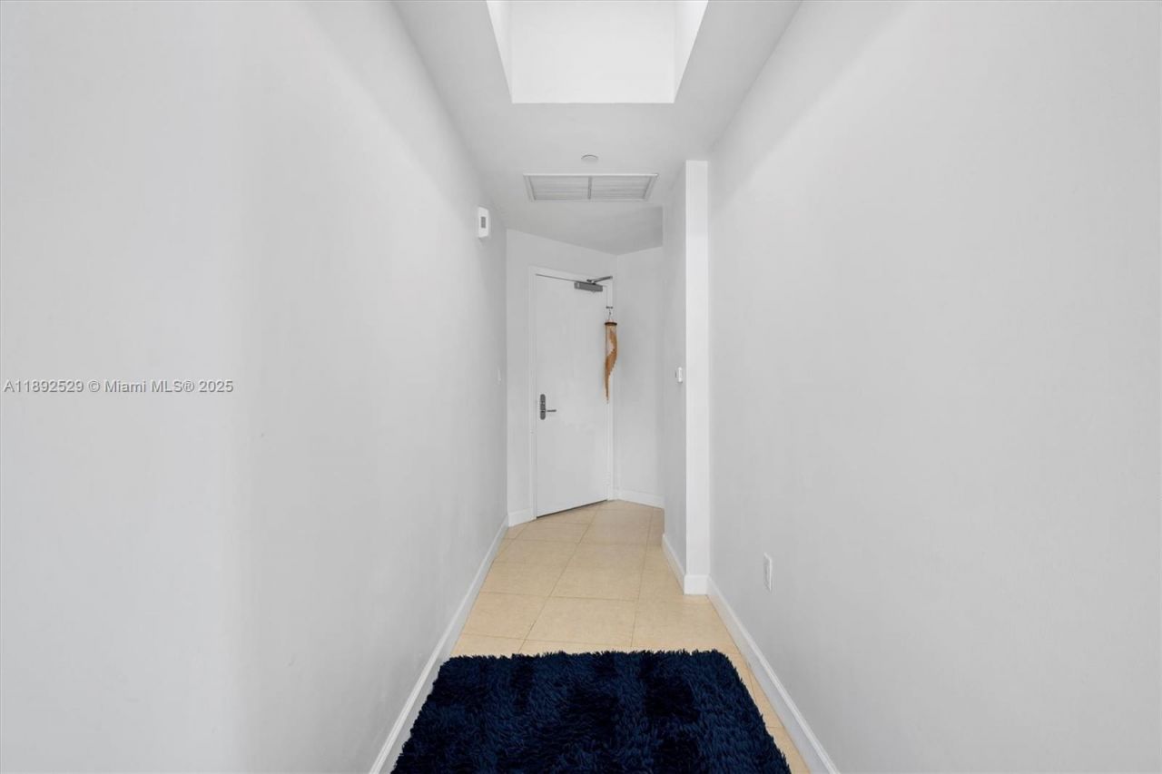 20000 E Country Club Dr, Unit PH01, Aventura, FL 33180 Photo