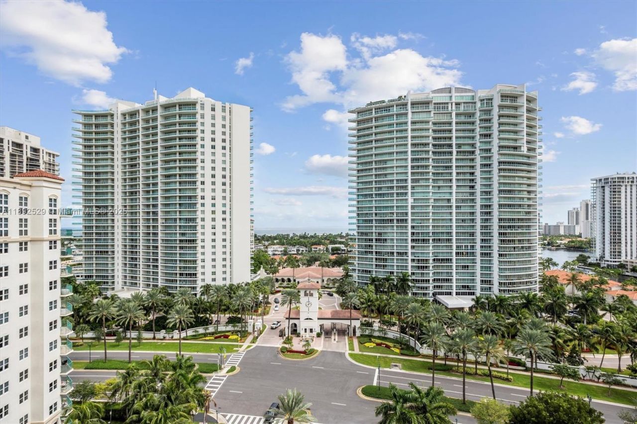 20000 E Country Club Dr, Unit PH01, Aventura, FL 33180 Photo