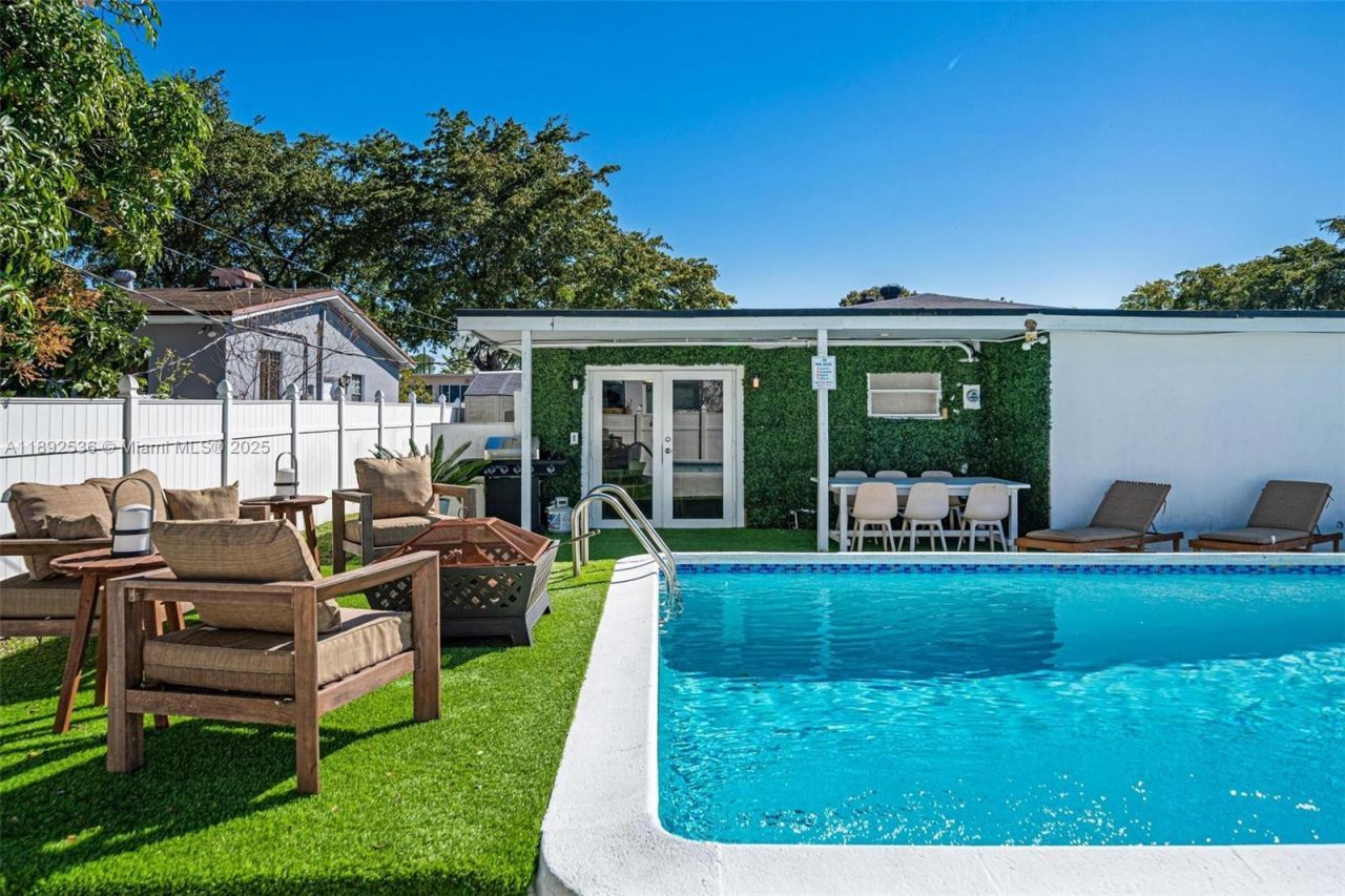 14705 NE 11th Ct, North Miami, FL 33161 Photo