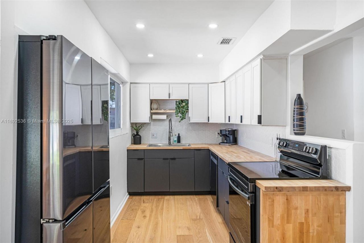 14705 NE 11th Ct, North Miami, FL 33161 Photo