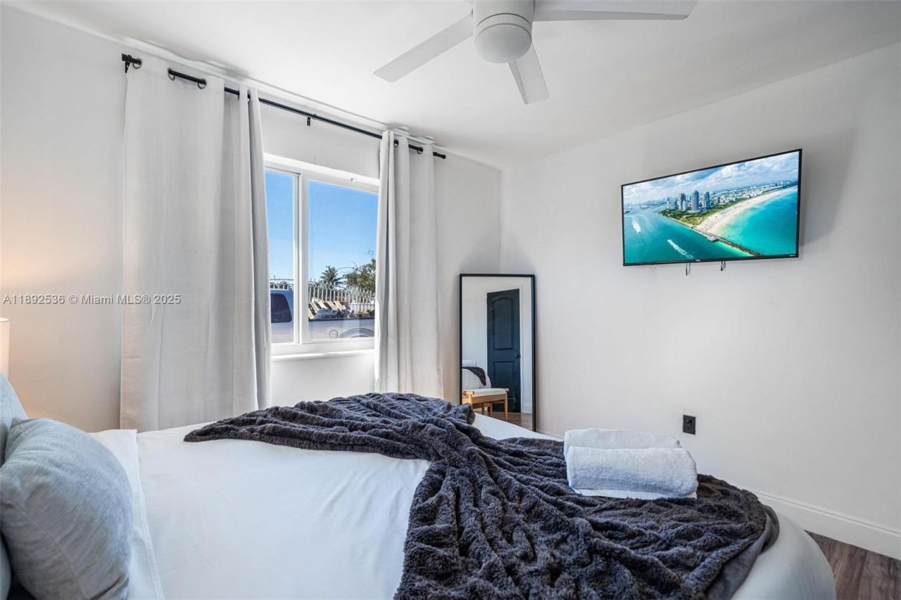 14705 NE 11th Ct, North Miami, FL 33161 Photo