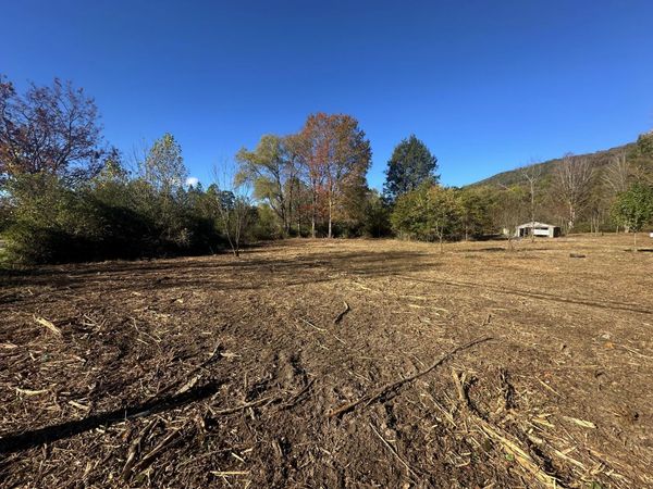 Anjean Rd, Rupert, WV 25984