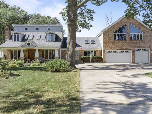 2N584 S Ardmore Avenue, Villa Park, IL 60181
