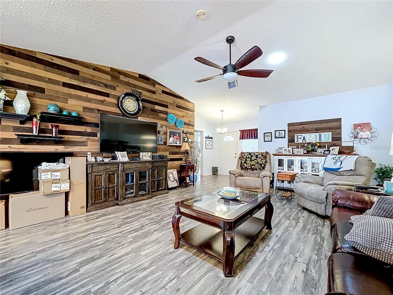 2137 Grand Cypress Drive, Lakeland, FL 33810 Photo