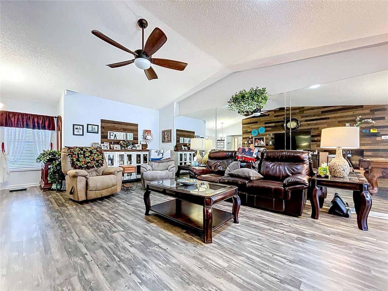 2137 Grand Cypress Drive, Lakeland, FL 33810 Photo