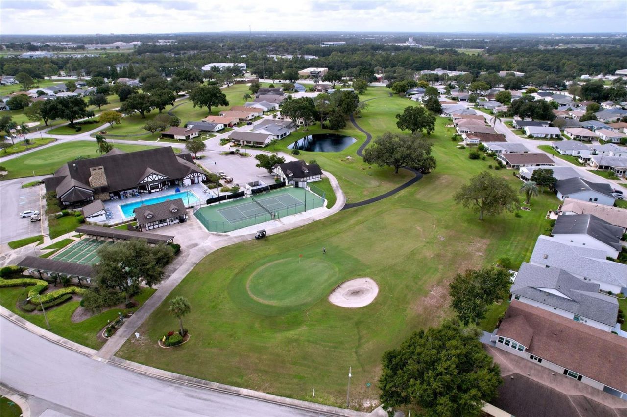 2137 Grand Cypress Drive, Lakeland, FL 33810 Photo
