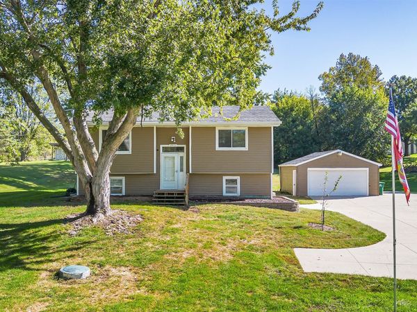 2511 SE 82nd Street, Runnells, IA 50237