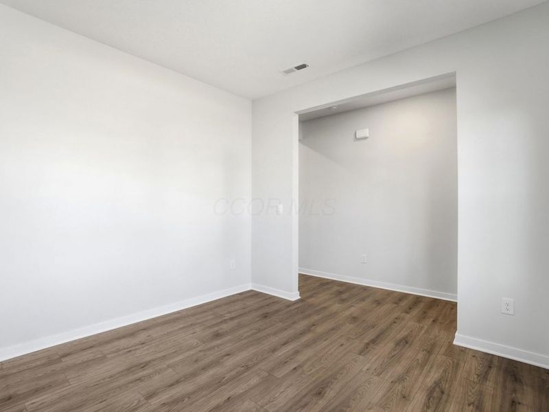 1103 Hartford Lane, London, OH 43140 Photo 18