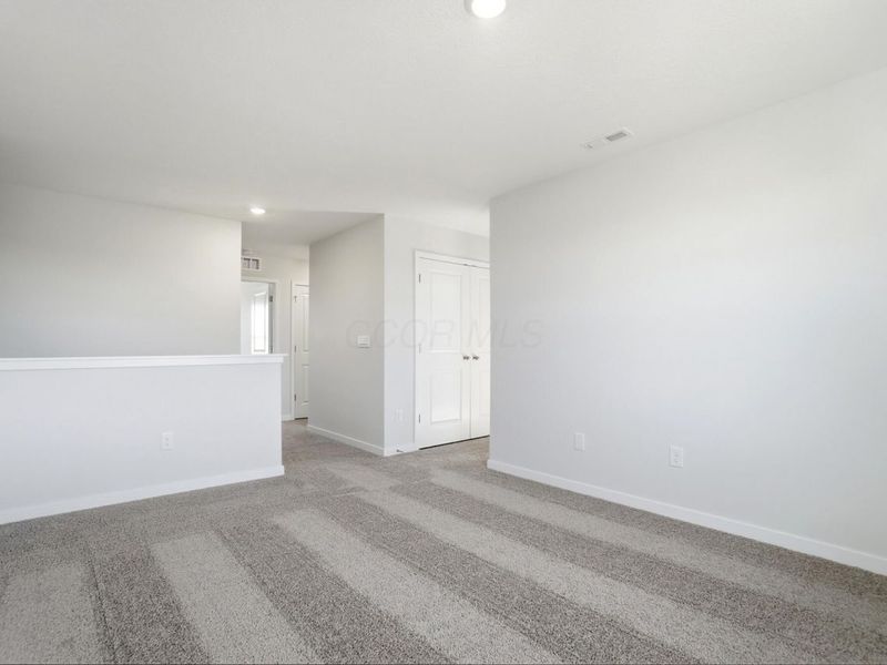 1103 Hartford Lane, London, OH 43140 Photo 28