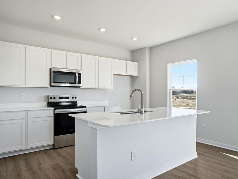 1103 Hartford Lane, London, OH 43140 Photo 9