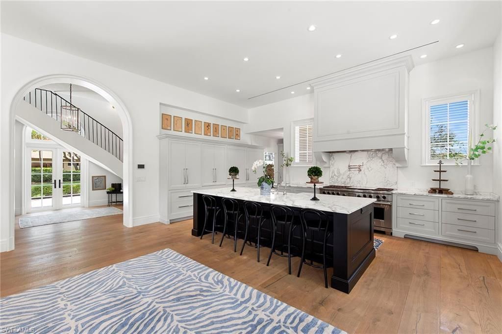 28740 Blaisdell Dr, Naples, FL 34119 Photo