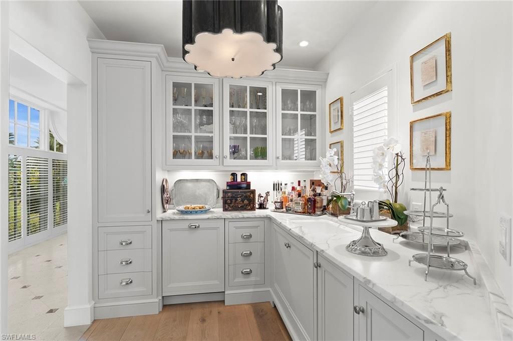 28740 Blaisdell Dr, Naples, FL 34119 Photo