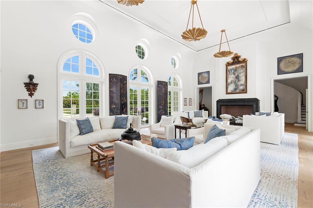 28740 Blaisdell Dr, Naples, FL 34119 Photo