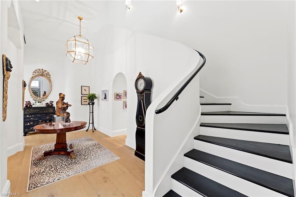 28740 Blaisdell Dr, Naples, FL 34119 Photo