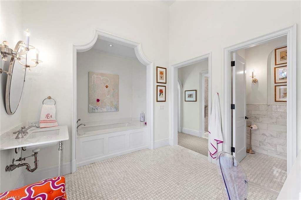 28740 Blaisdell Dr, Naples, FL 34119 Photo