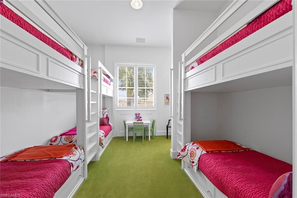 28740 Blaisdell Dr, Naples, FL 34119 Photo